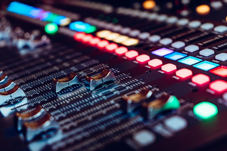 What Is Reverb? The Ultimate Guide for Audio Editing - Videvo.net Blog